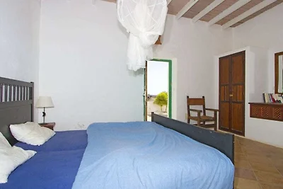 Finca in Yaiza mit Schwimmbecken