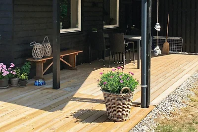 6 person holiday home in Glesborg
