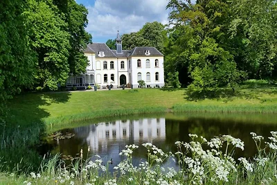 Ferienhaus in Bronckhorst mit Garten