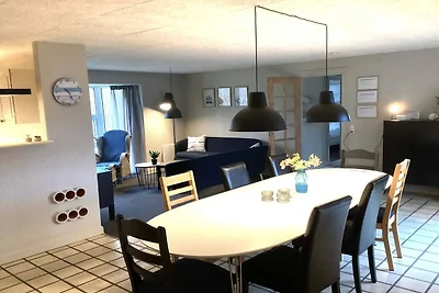 12 Personen Ferienhaus in Oksbøl