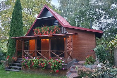 Freistehendes Ferienhaus mit großem Garten, 2...