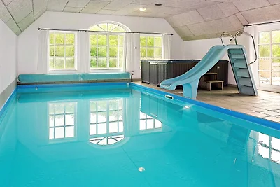 18 Personen Ferienhaus in Ulfborg