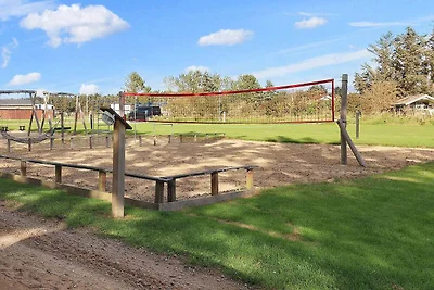 Hübsche Hütte im Campingresort
