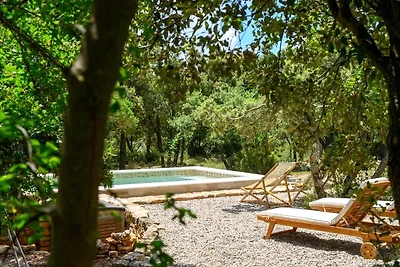 Ferienhaus in Montblanc mit Pool