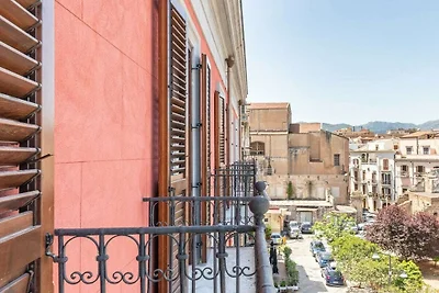 Oretea Apartment with Terrace