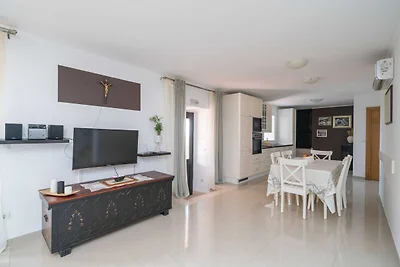 Holiday Home Majkovi - Three Bedroom Holiday ...