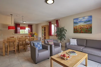Bungalow in Lanzac mit privater Terrasse