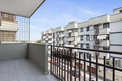 Wohnung in Bari mit Balkon und Parken