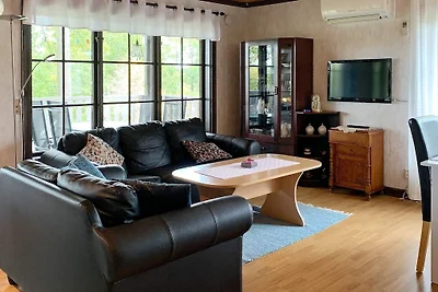 4 Personen Ferienhaus in HOLSLJUNGA-By Traum