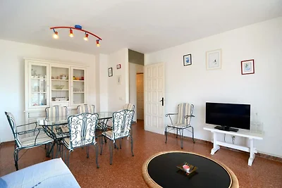 Apartment in Estartit with sea beach