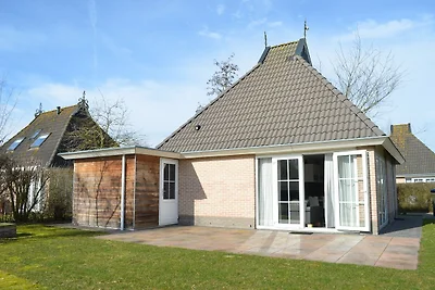 Bungalow sul lungomare con molo privato