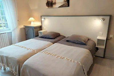 Komfortables Ferienhaus mit Jacuzzi zwischen ...