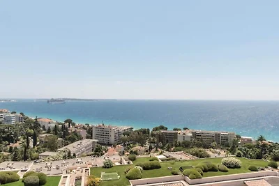 Cannes Villa Francia maeva Startseite