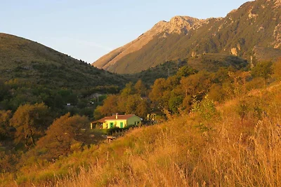 Bungalow di lusso a Maratea con piscina
