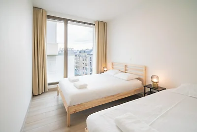 Belebte Stadtbasis für 10 Personen mit...