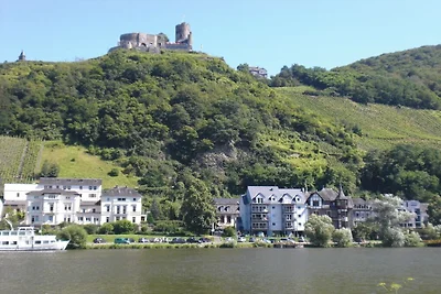 "Am Bernkasteler Moselufer"