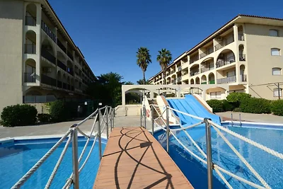 Apartment für 4 Personen mit Balkon