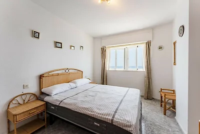 Faro's Almuñecar Beach Apartment - Los Ramos