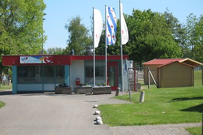 Haustierfreies Chalet mit grünem Garten in...