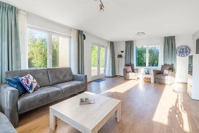 Charmante Villa in der Nähe von Meer und Wald