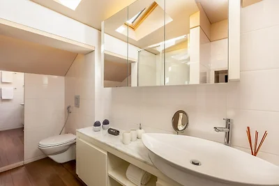 Charmante Wohnung mit Balkon in Porto