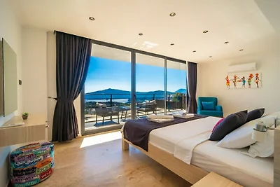 Villa in Kalkan met zwembad