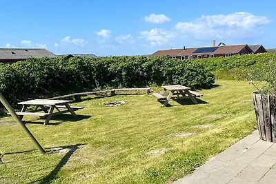 18 Personen Ferienhaus in Harboøre