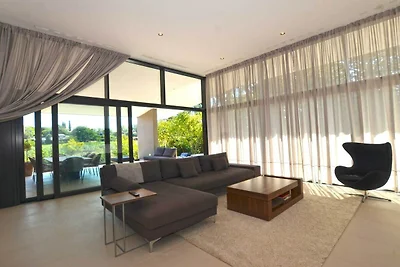 Luxurious Sorici Villa with Private Pool and ...