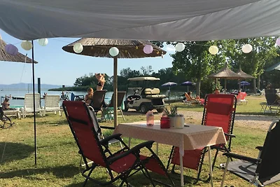 Tenda glamping con vista sul Lago Trasimeno
