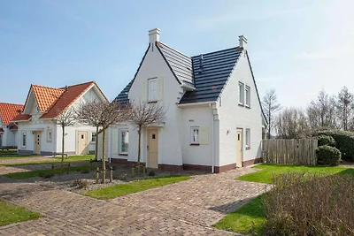 Renovierte Villa in einem Ferienpark in...