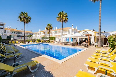 Apartment in der Nähe des Strandes und des Po...