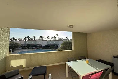 Appartement met zwembad vlakbij het strand
