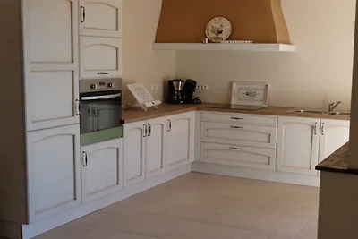 Villa in Le Plan-de-la-Tour met groen...