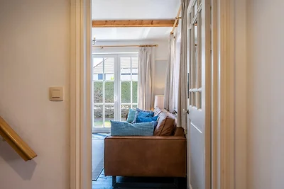 Villa in Koksijde in Strandnהhe