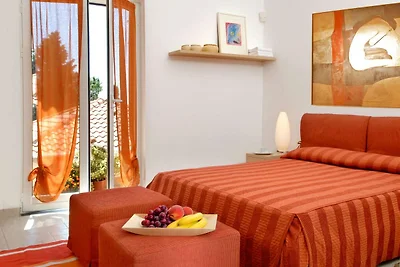 Appartamento a Cogoleto con piscina