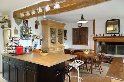 Hochwertig renoviertes Landhaus nahe Küste