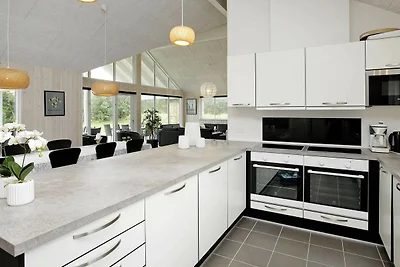 18 Personen Ferienhaus in Blåvand