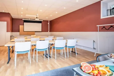 Einladendes Hotelzimmer mit kostenlosem...