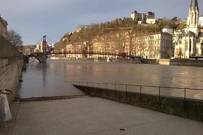 DIFY Lucky - 10 minuti dal centro di Lione