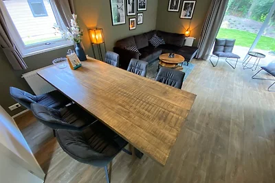Comfy chalet with dishwasher, Utrecht at just...