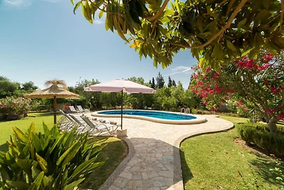 Paraíso paisajístico con piscina