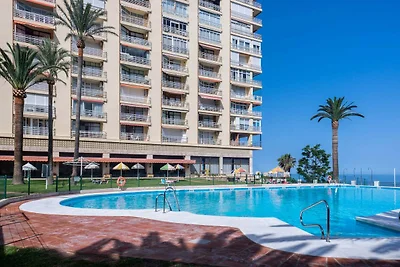 Moderno appartamento con vista mare