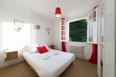 Familienhaus mit Meerblick in Landéda