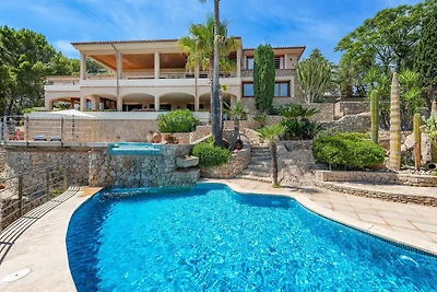 Villa mit 5 Schlafzimmern, Puerto Pollença