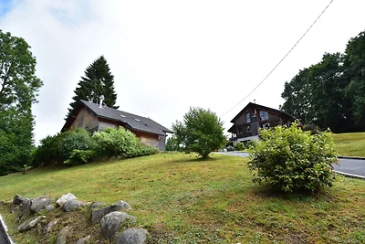 Accogliente chalet con vista sulla campagna