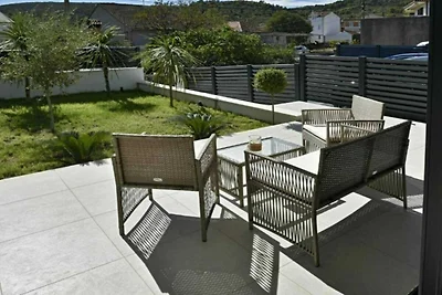 Luxury Slatine Apartments with Terrace and Ga...