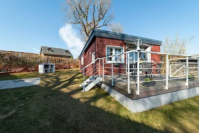 Hütte am Robertville-See mit Grill