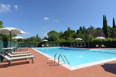 Bellissimo Agriturismo con ampia piscina in c...