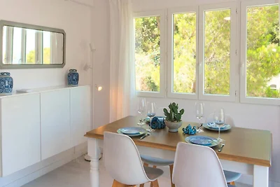 Haus in Roses mit Meer- und Bergblick