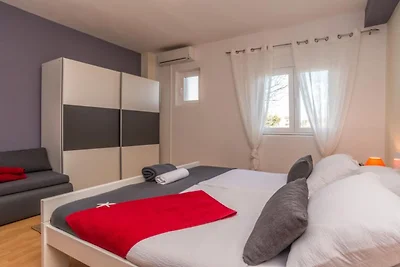 Villa Julia - One Bedroom Apartment 5